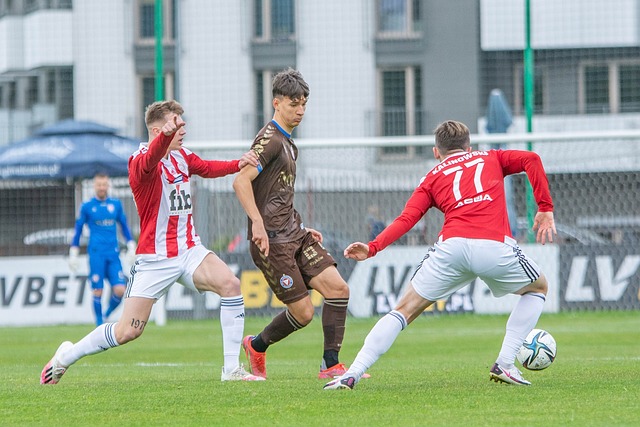 湖人内线困 湖人内线困